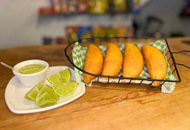 Empanadas de Carne en la Barra Coffee Bar Cajamarca Tolima