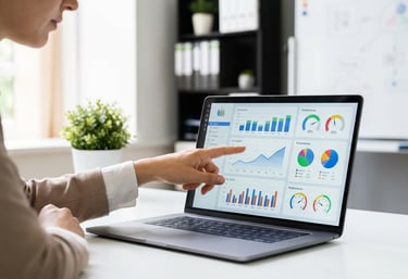 Análise de indicadores de vendas em dashboard para gestão de performance comercial