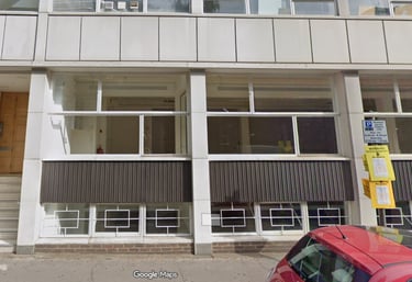 Private medical centre serving Greek and Italian patients in London.