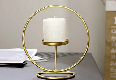 Round shaped, Fine Brass candle holder