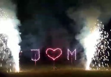 Hochzeitsfeuerwerk Saarland Herz Initialen Vulkane  