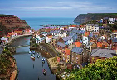 the scenic coast of Britain at Photo Dave