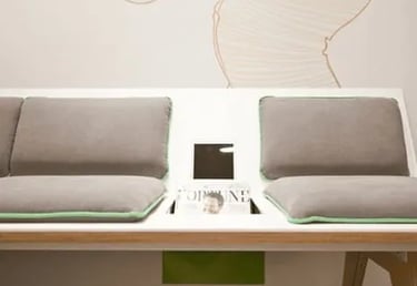 ΕΙΔΙΚΕΣ ΚΑΤΑΣΚΕΥΕΣ ΙΑΤΡΕΙΩΝ ΜΕ ΚΟΡΙΑΝ