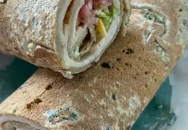 Low-Carb Turkey and Cheese Lettuce Wraps