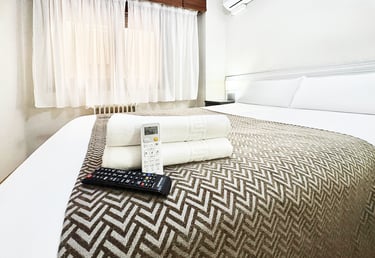 Habitación doble con todos los servicios en Berceo Rooms, Logroño