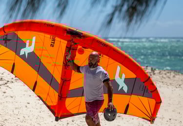 Alex, responsable à Ocean Lodge dans la baie de Sakalava près de Diego-Suarez