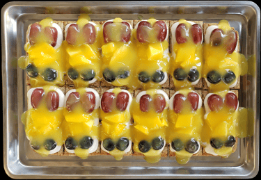 Small Fruit Pizzas