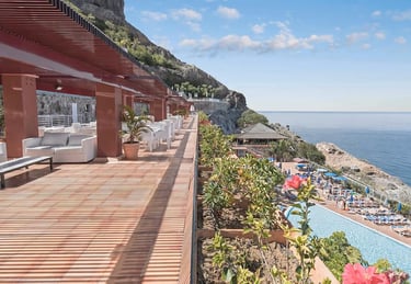4⭐️ Mogan Princess & Beach Club