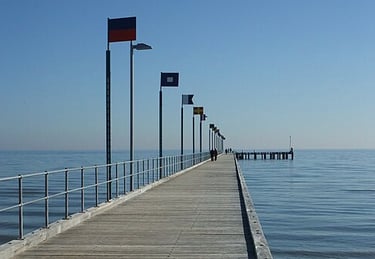 Image of The 150-year-old and 500-metre Frankston Pie