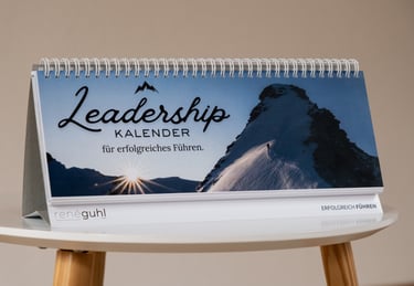 Leadership Kalender, Leadership Training am Schreibtisch für Führungskräfte, Leadership Trainings
