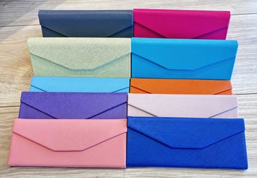 Etuis à lunettes colorés à Calliopée Optic