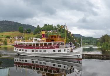The Henrik Ibsen Tour boat