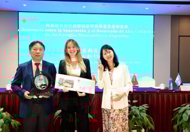 Seminario sobre la innovación y el desarrollo de alta calidad de las energías renovables - China