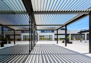 Gorigo creatividad publicitaria a large open air conditioning unit with a large patio