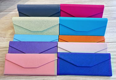 Etuis à lunettes colorés à Calliopée Optic
