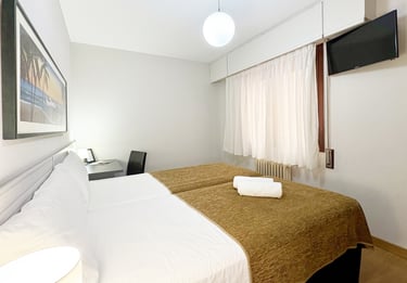 Habitación doble moderna y cómodad Berceo Rooms