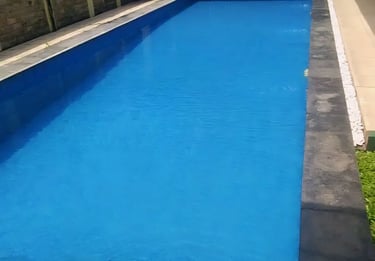 Kolam renang bautan dayanapool di Pangandaran dengan desain menawan