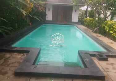 Kolam renang bautan dayanapool di Pekalongan dengan desain menawan