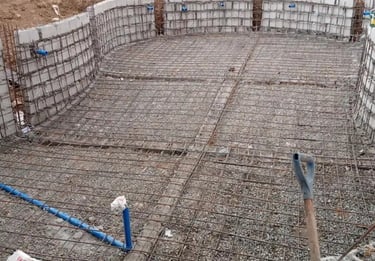 Pembuatan kolam renang di daerah Pati oleh tim dayanapool