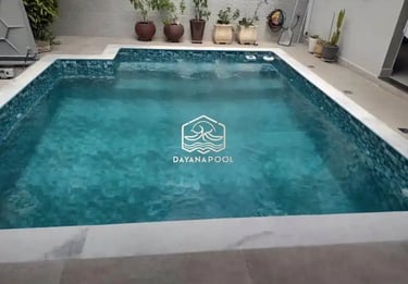 DayanaPool: Kolam renang air hangat pribadi modern di Bogor.