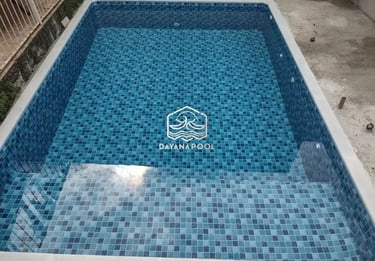 Kolam renang minimalis buatan dayanapool di banjar