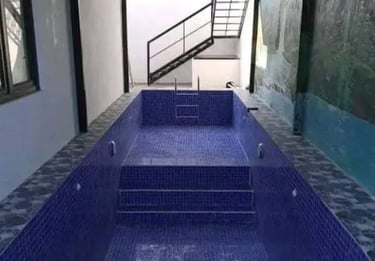 Kolam renang dengan desain minimalis dan fungsuonal di Jakarta Utara buatan dayanapool