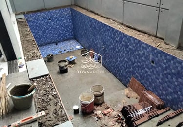 Pembuatan kolam renang di daerah Pandeglang oleh tim dayanapool