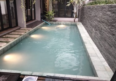 Kolam renang minimalis dan elegan buatan dayanapool cimahi