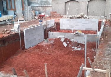 Pembuatan kolam renang di daerah Pekalongan oleh tim dayanapool