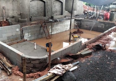 Pembuatan kolam renang di daerah Semarang oleh tim dayanapool