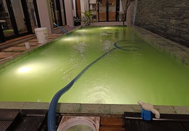 Perawatan Kolam Renang di Kiaracondong oleh tim profesional dayanapool