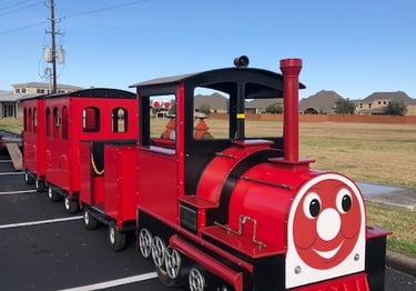kevin the red trackless train