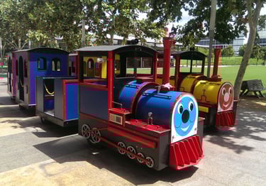 bluegee the blue trackless train