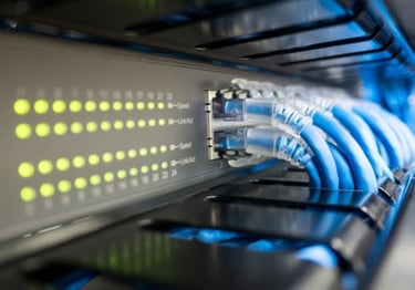"Instalação de rede estruturada e rack para empresas em Campo Grande RJ - VSAR Informática"