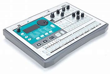 Korg Electribe es-1, Sampler and sequencer.