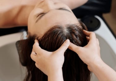 Head Spa relaxant chez Insia Beauté – massage du cuir chevelu et détente profonde en cabine
