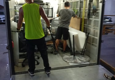 搬運清拆/辦工室搬運/傢具棄置/ logistic / moving /relocation / furniture disposal