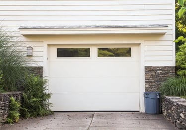 porte de garage extérieure