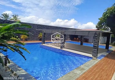 Pemandangan Kolam Renang Siap Pakai