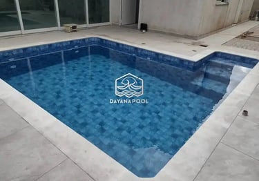 Pembuatan kolam renang oleh tim ahli dayanapool