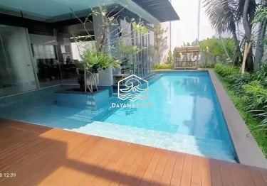 Kolam Renang overflow dengan desaian menarik buatan dayanapool Bandung