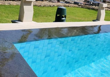 Kolam Renang overflow dengan desaian menarik buatan dayanapool Karawang