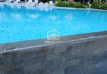 Kolam renang overflow yang cantik dan indah buatan dayanapool