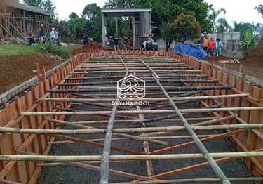 Pembuatan kolam renang oleh dayanapool di tasikmalaya