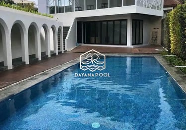 Kolam renang dengan desain minimalis dan fungsuonal di Depok buatan dayanapool