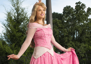 Conoce a la Princesa Aurora en Francia