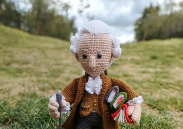 Historical figure amigurumi dolls