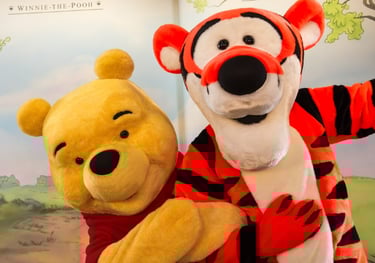 Conoce a Winnie the Pooh y a Tigger
