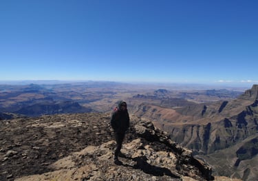 Tracey Billingtonon top of the Drakensberg Amphitheatre Plateau, South Africa