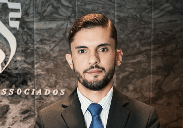 Marcos Paradeda - CAVALCANTI Advogados Associados